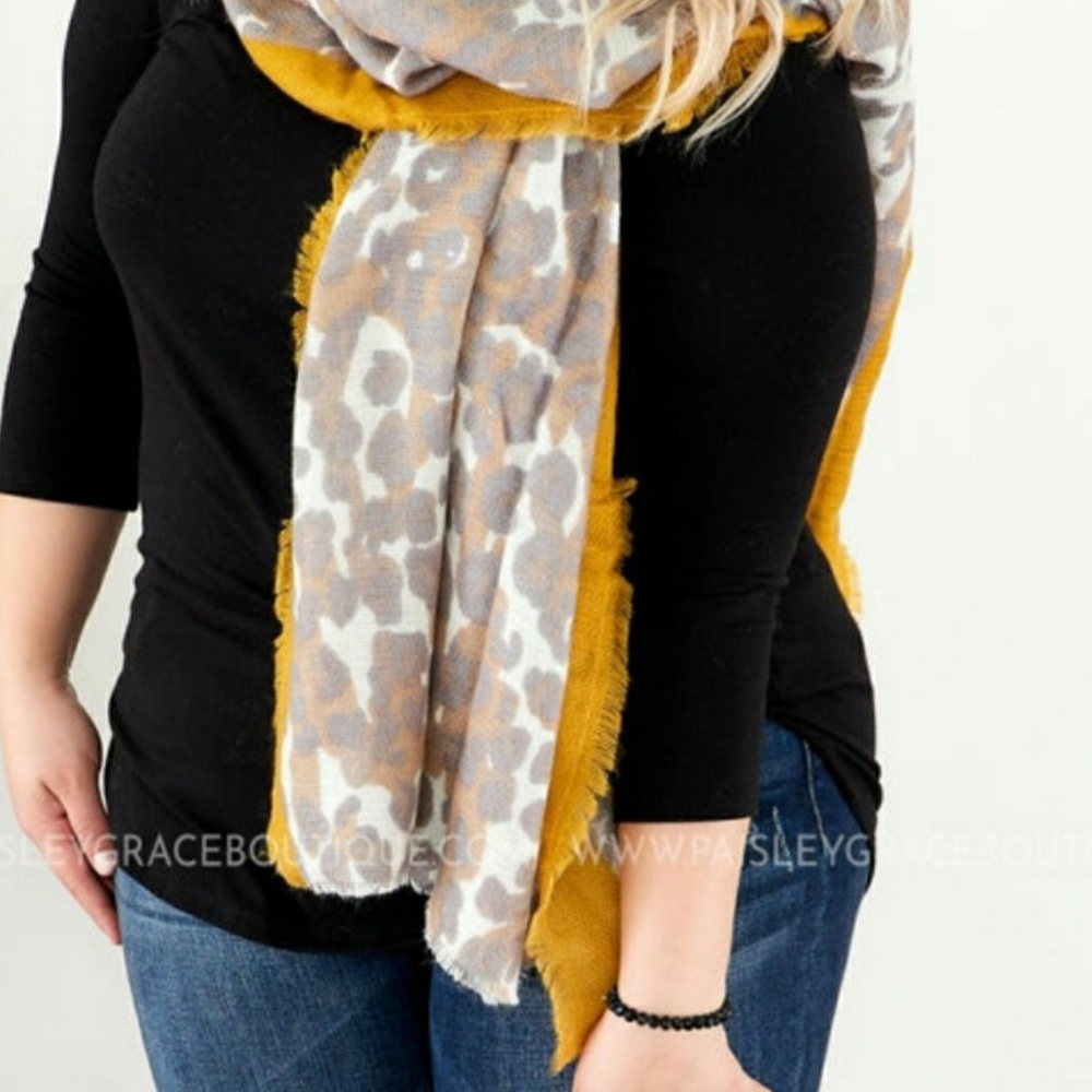 Mud Pie Women's Mustard/Grey Animal Print Scarf OS